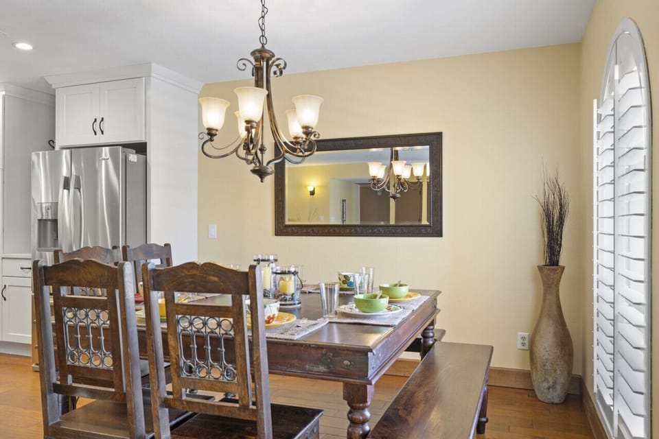 Dining area for seating of 8-10 people!