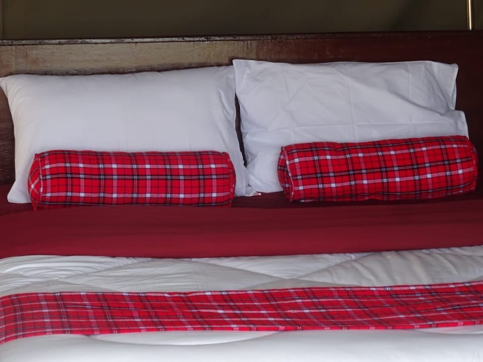 Family Cottage | Iron/ironing board, free WiFi