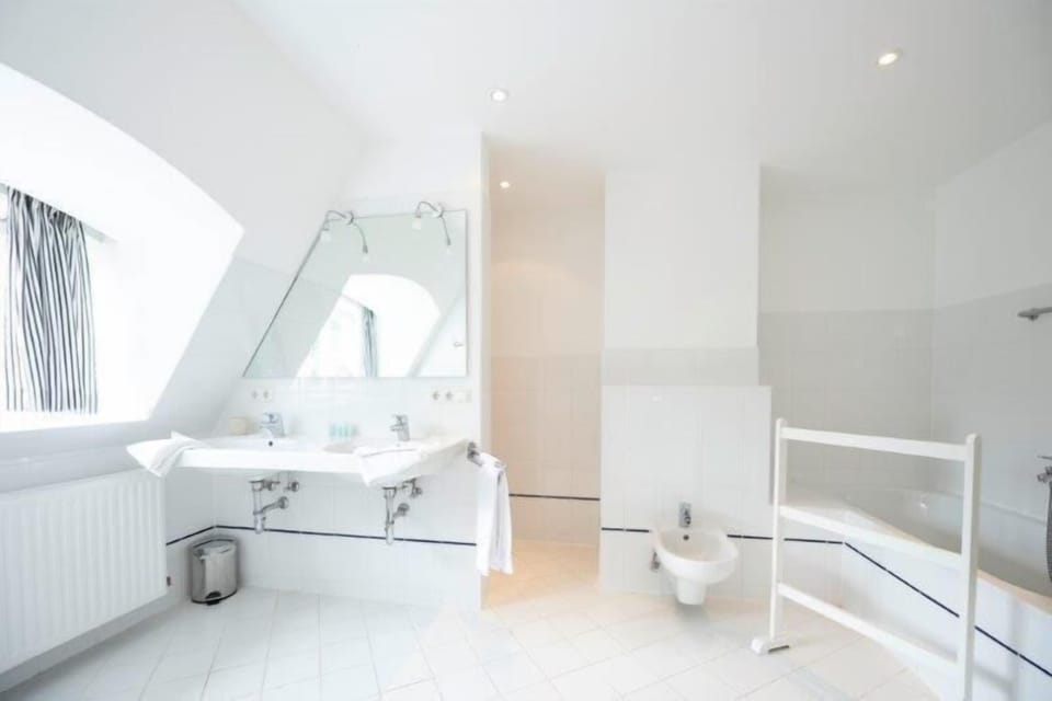 Family Suite | Bathroom | Towels