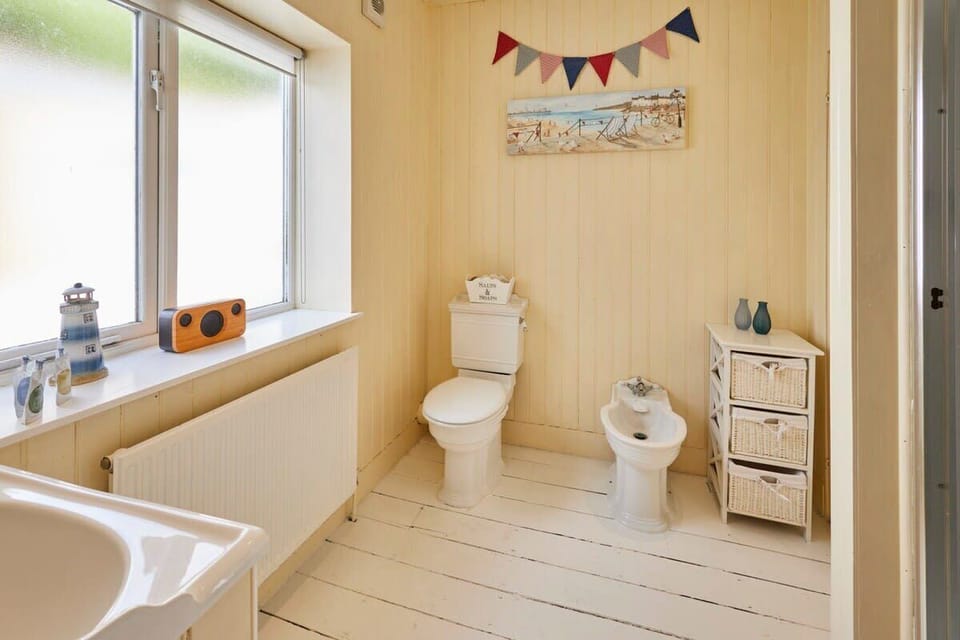 The Hideaway, Scarborough - Host & Stay