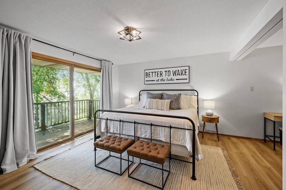 Master bedroom with office area & master bathroom.