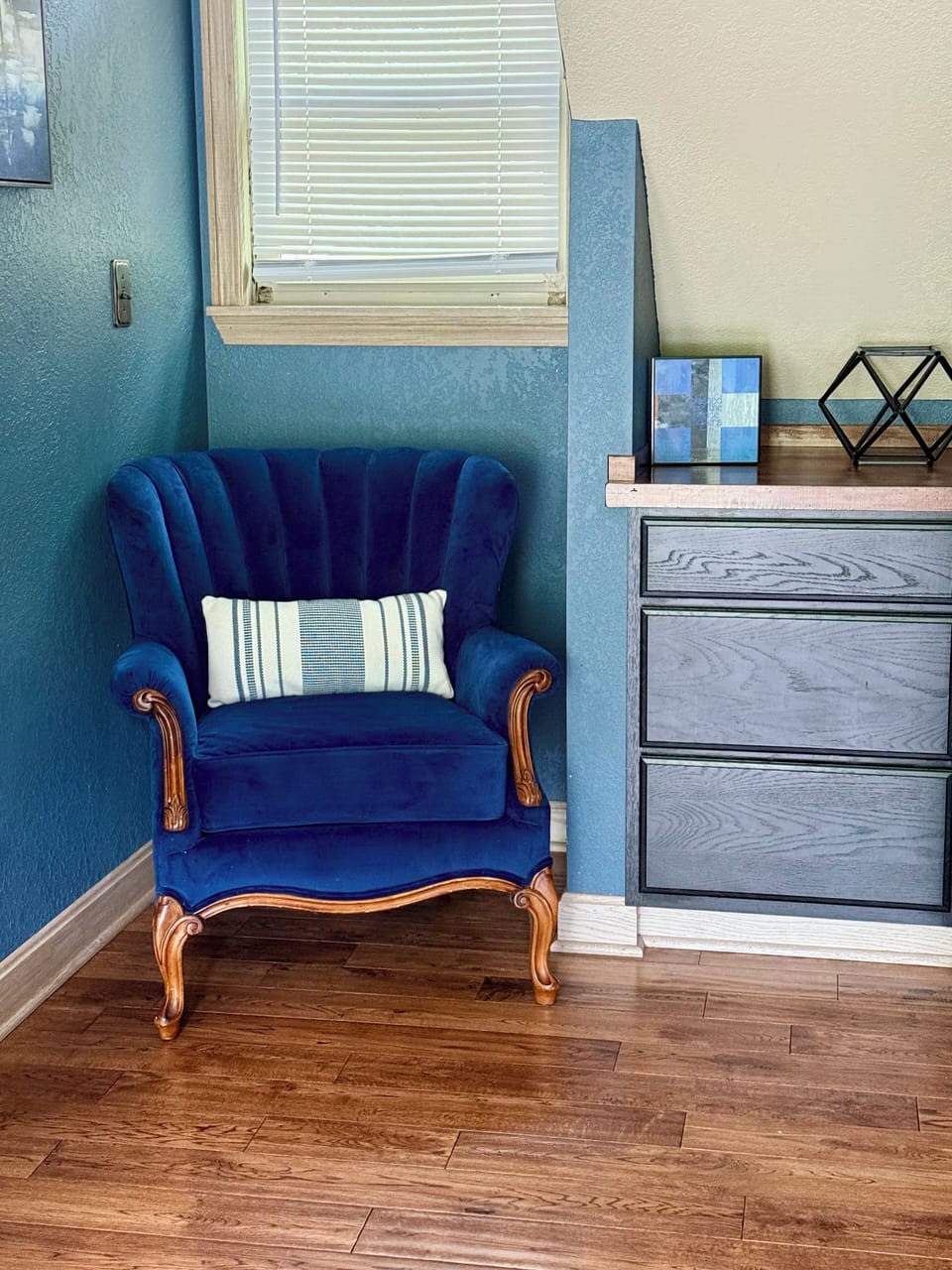 Primary Bedroom -Sitting Area