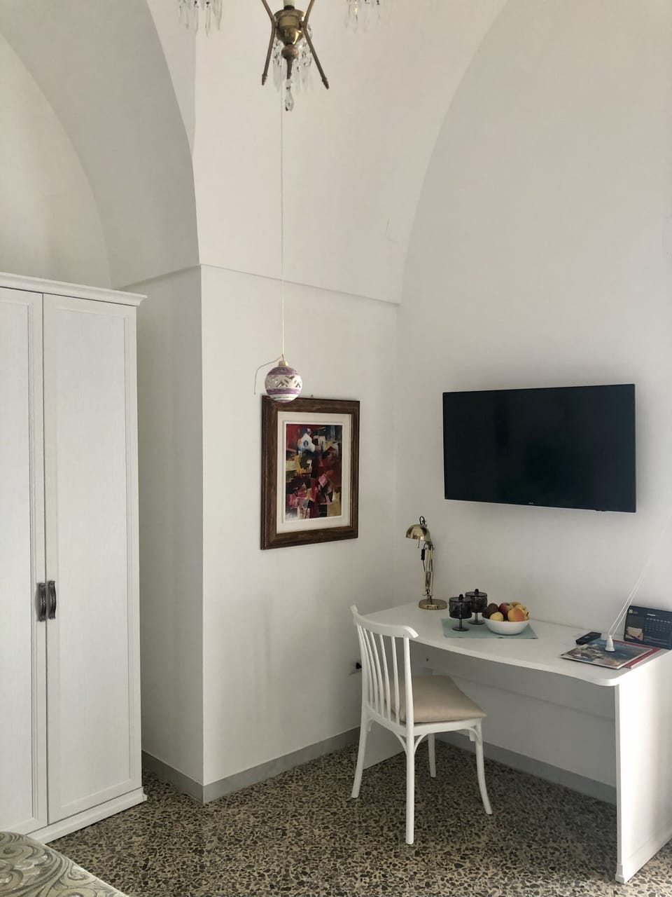 Family room with private batrhoom | Premium bedding, down comforters, in-room safe, desk