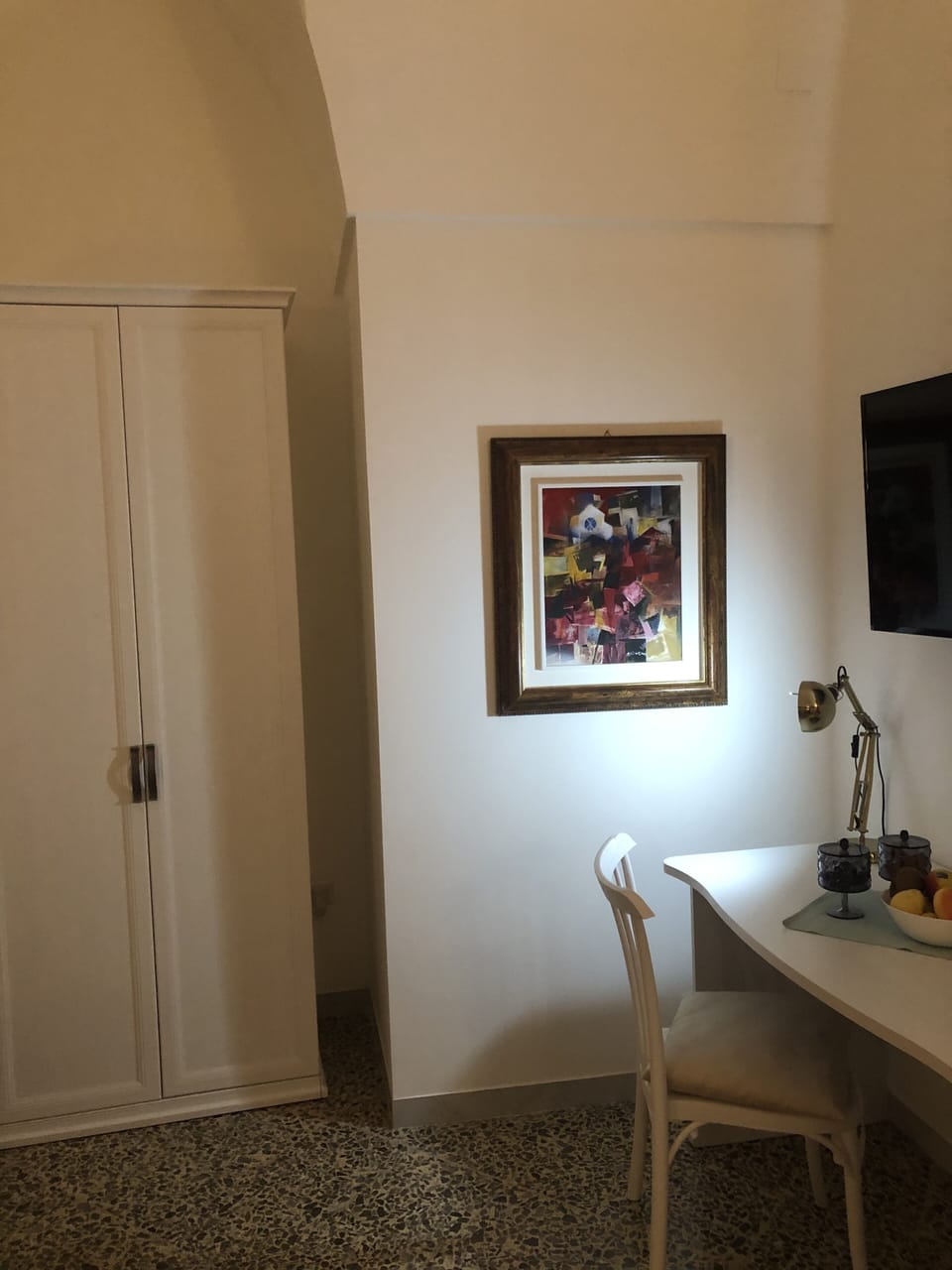 Family room with private batrhoom | Premium bedding, down comforters, in-room safe, desk