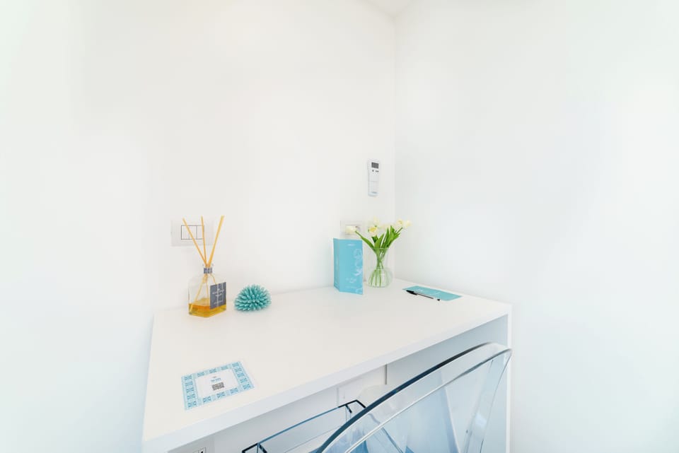 Deluxe Room | 1 bedroom, Egyptian cotton sheets, premium bedding, down comforters