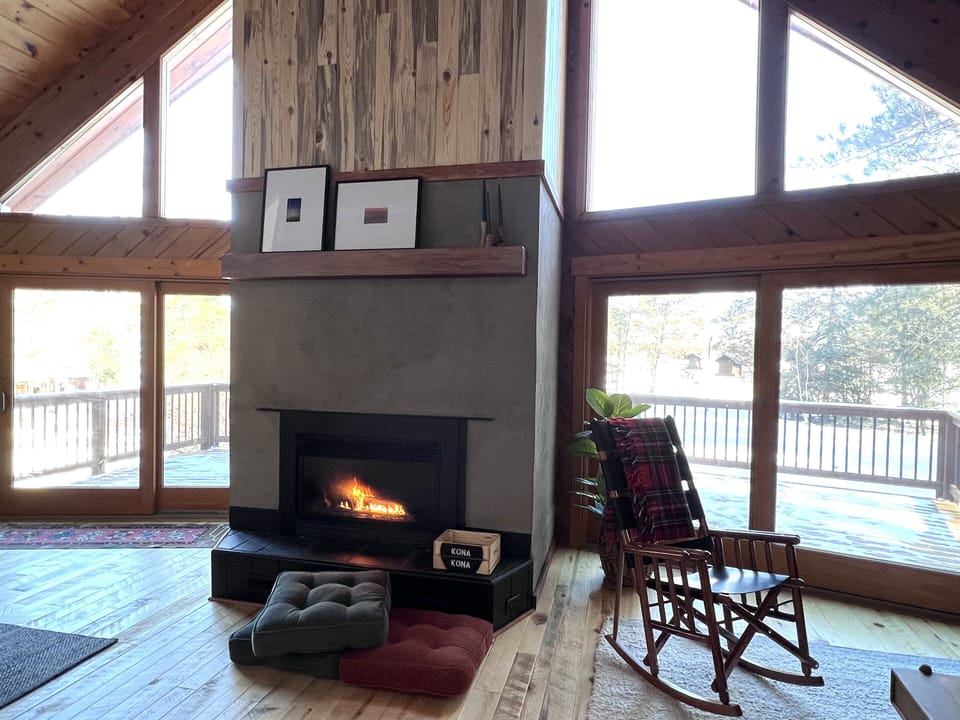 Gas fireplace
