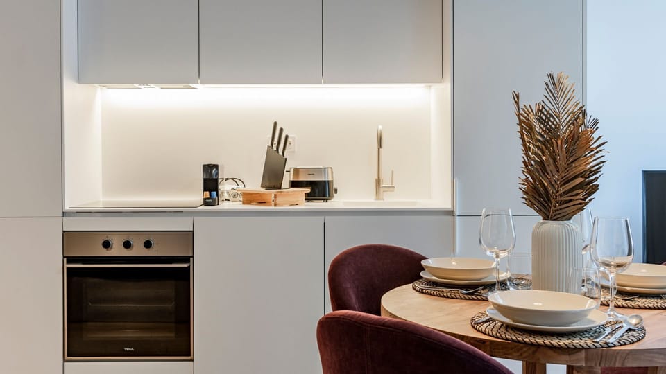 Functional and stylish, this kitchen offers everything you need to whip up a culinary masterpiece. #cooking #airbnb