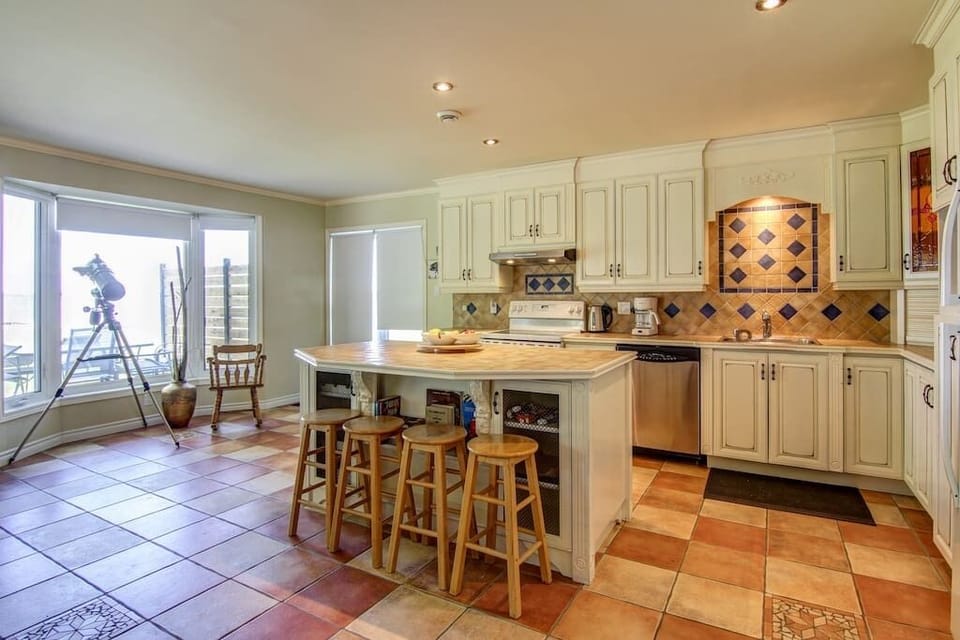 Kitchen (1)