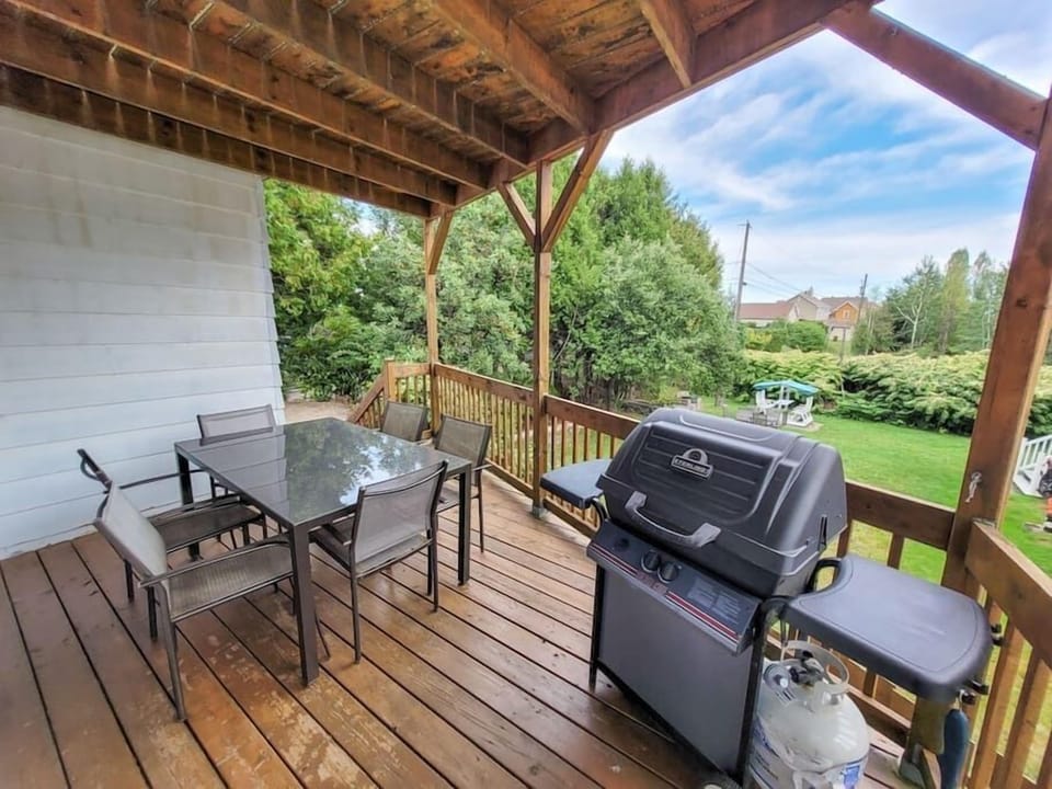 Gallery with gas BBQ