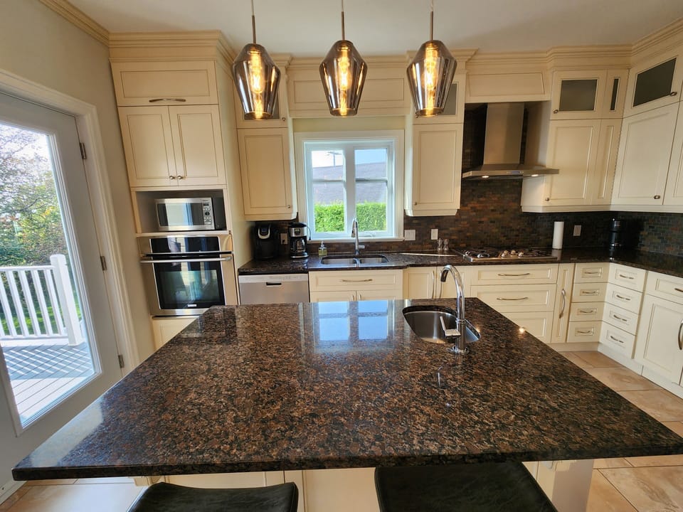 Kitchen (2)