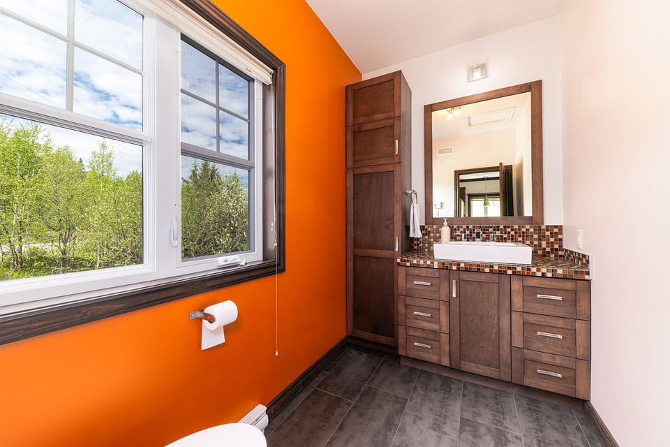 Shower room, adjacent to the kitchen