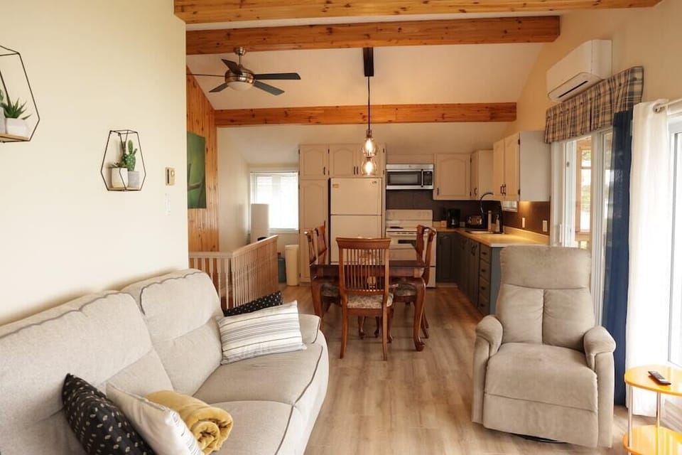 Living room (2)