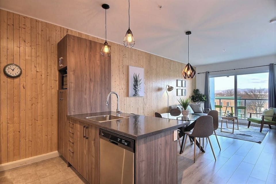 Kitchen, overview