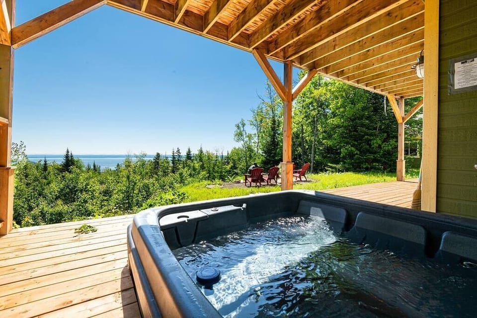Spa (4 seasons) with view (1)