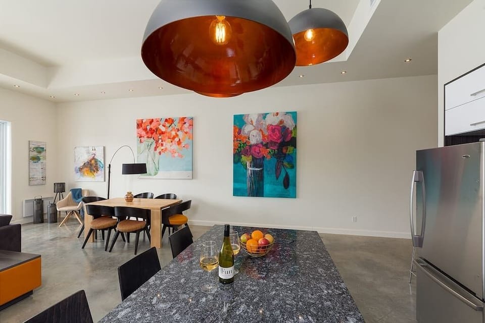 Kitchen, dining room