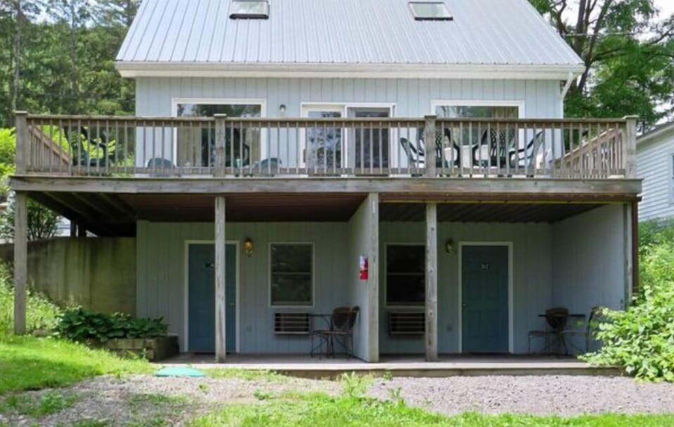 Deck with Rooms M1 & M2 below (Rented Separate)