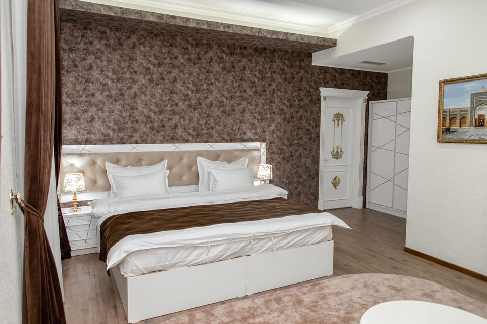 Standard Double or Twin Room | Egyptian cotton sheets, premium bedding, blackout drapes, soundproofing