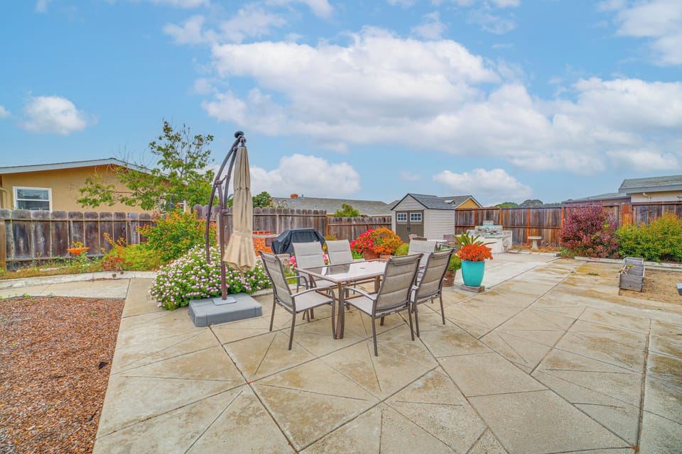 Private Patio | Fenced Yard | Dining Area | Gas Grill | Fire Pit