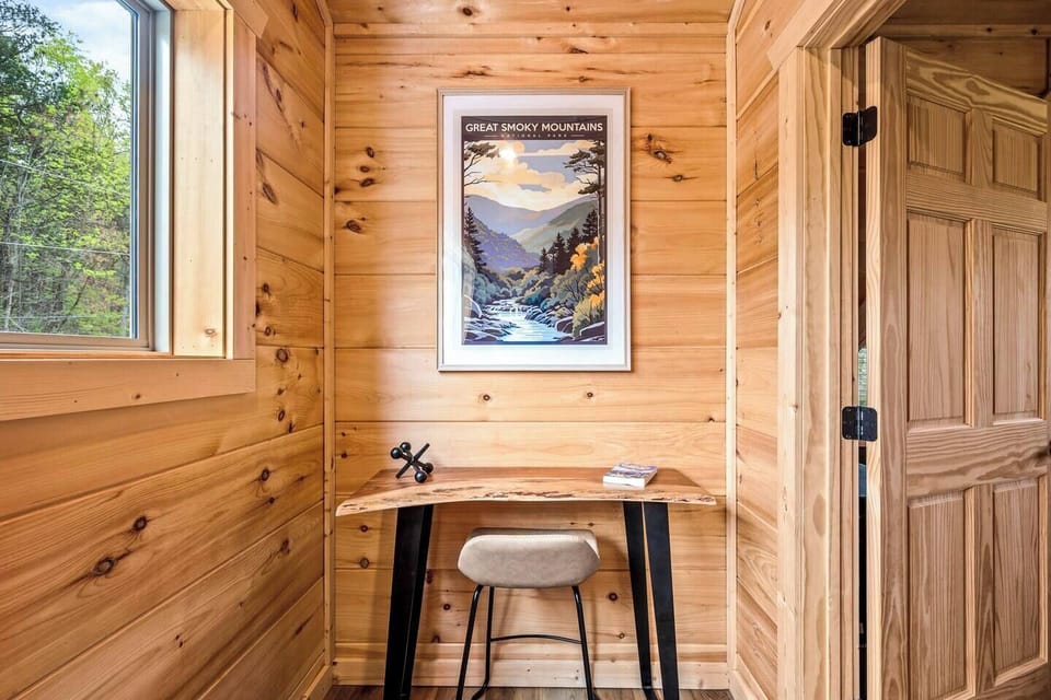 Desk area option.