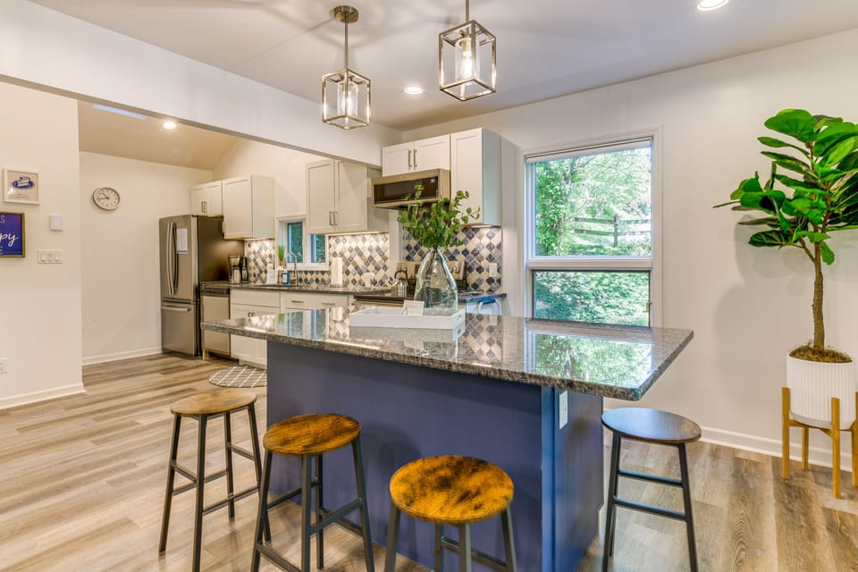 Kitchen | 2nd Floor | Dishwasher | Spices | Coffee Maker