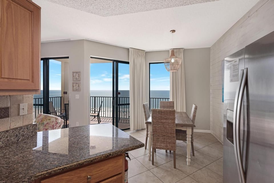 Condo, Multiple Beds, Balcony, Ocean View | Private kitchen | Fridge, microwave, oven, stovetop