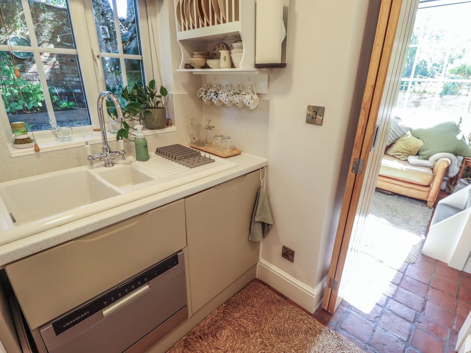 Cottage | Interior