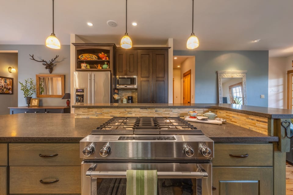 House, 2 Bedrooms | Private kitchen | Fridge, oven, coffee/tea maker, toaster