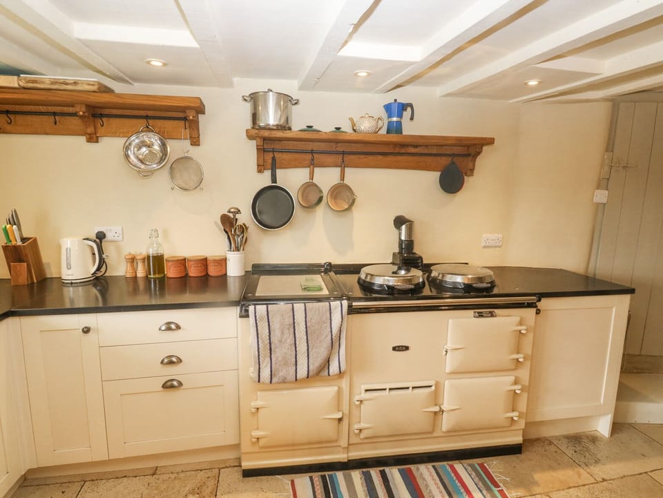 Fridge, dishwasher, electric kettle, toaster