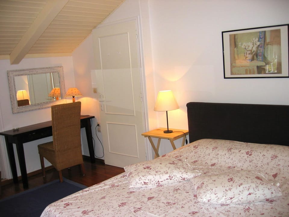 House, Smoking | 2 bedrooms, Internet