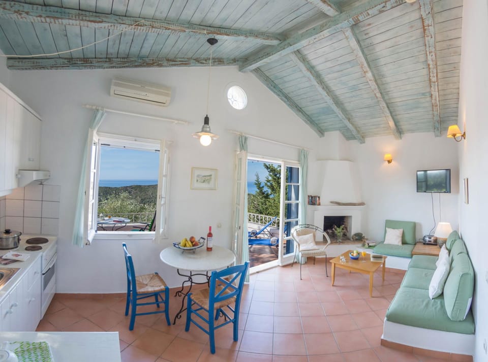 House, Smoking | 1 bedroom, Internet