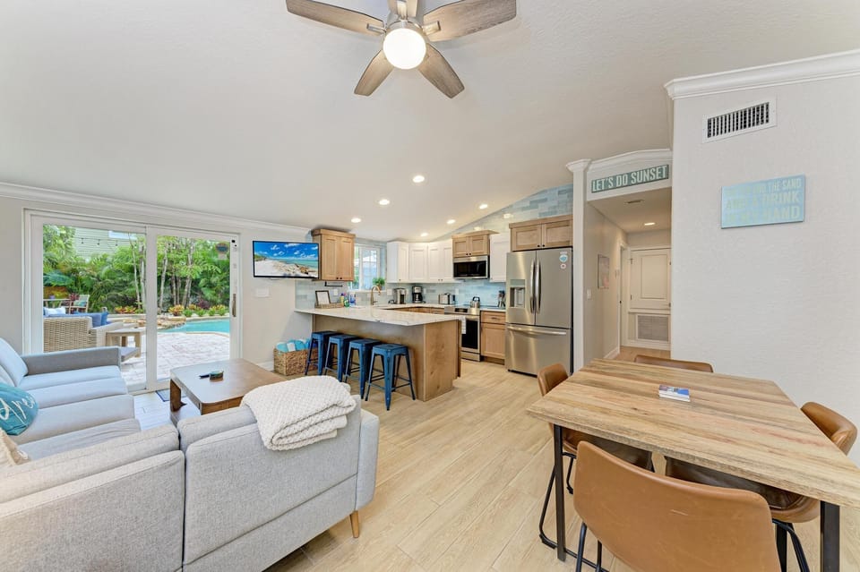 Townhome, 3 Bedrooms | Interior