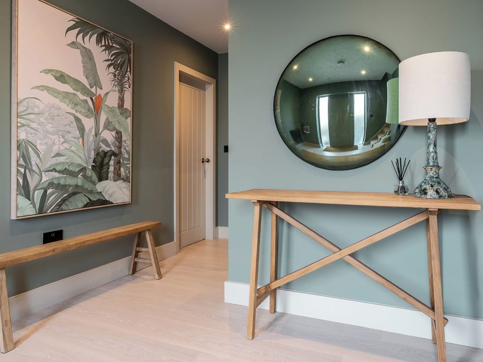 Cottage | Interior