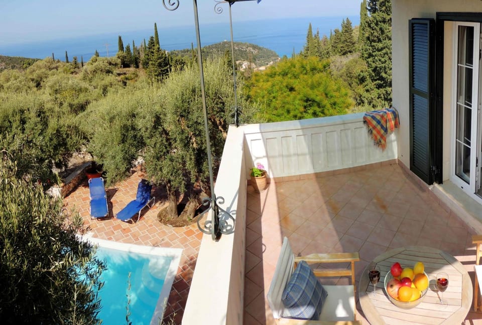 House, Smoking | 2 bedrooms, Internet