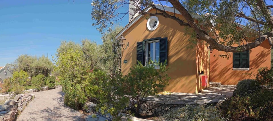 House, Smoking | 1 bedroom, Internet