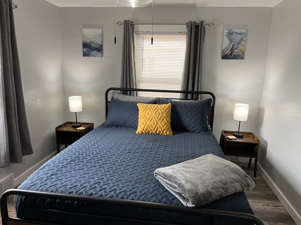 First bedroom with queen bed