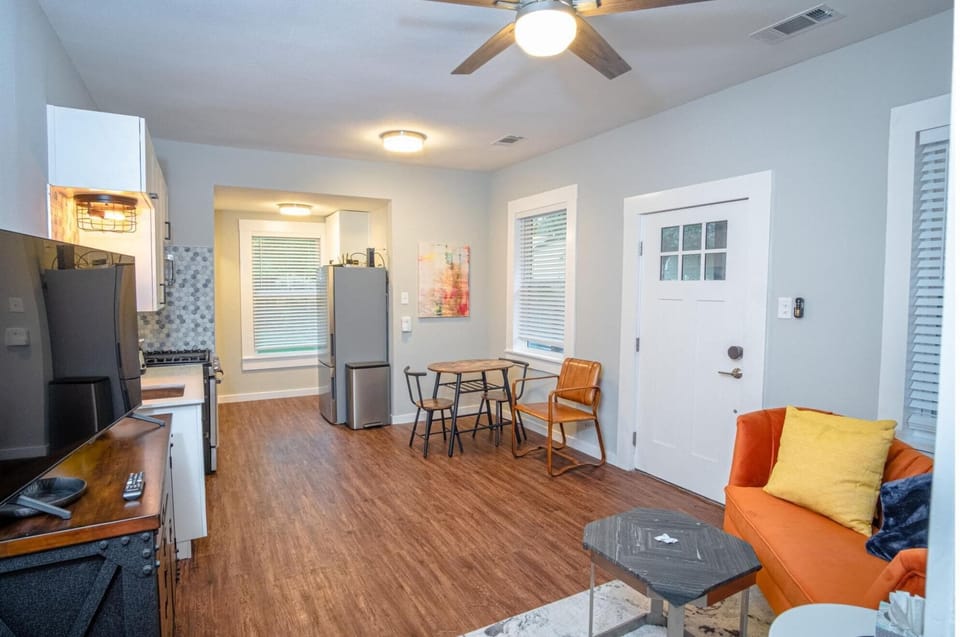 House | 1 bedroom