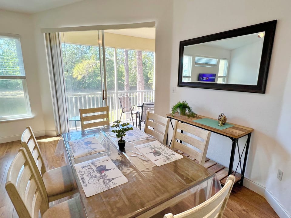 Dining Table Opens to the Outdoors!