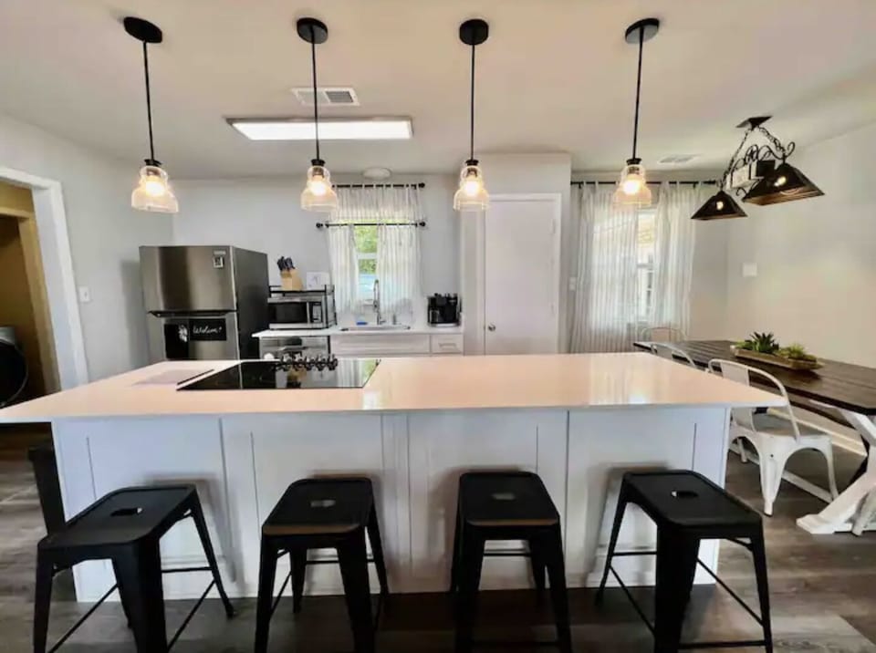 Kitchen counter