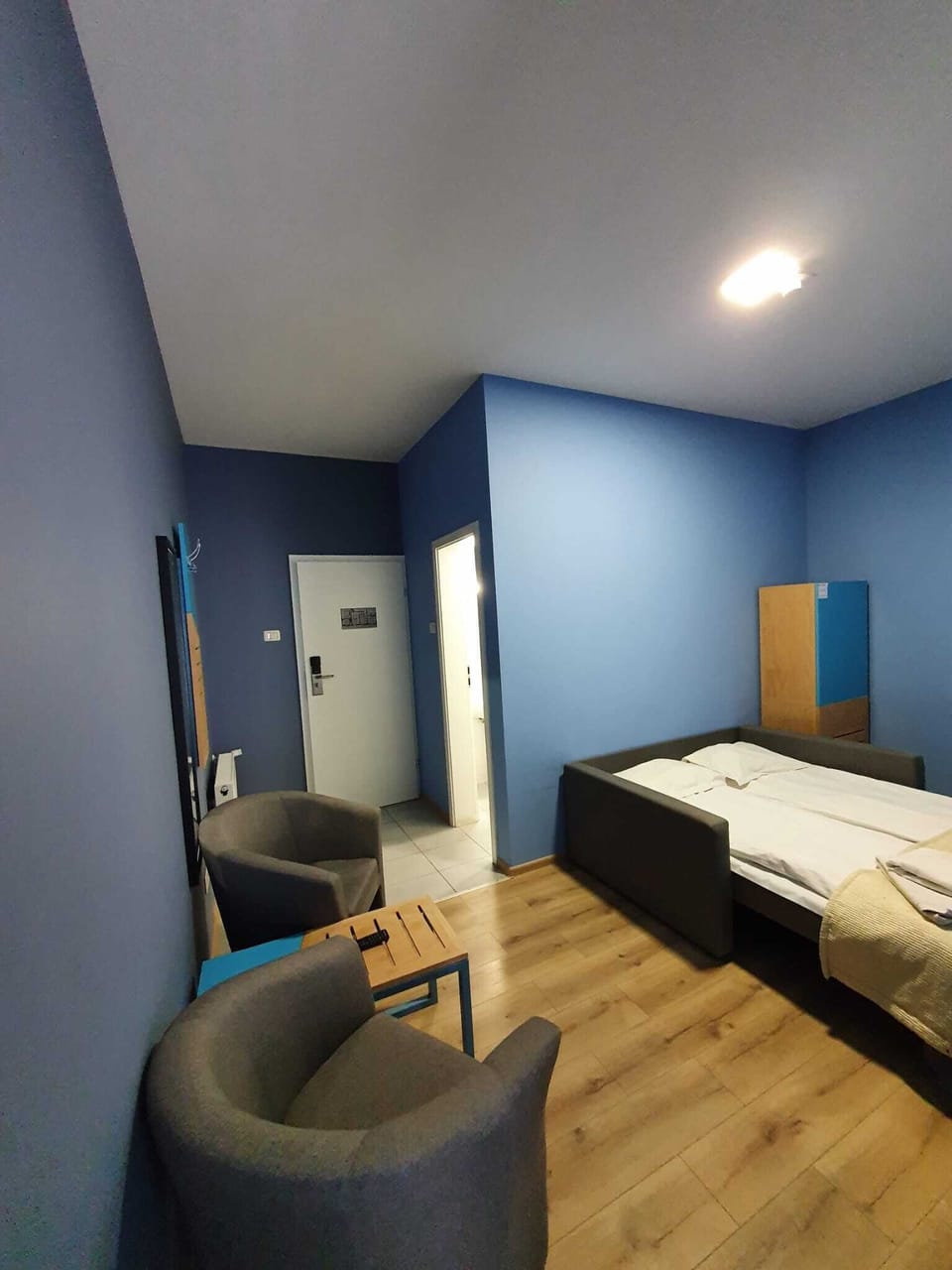 Basic Apartment | 1 bedroom, desk, WiFi (free)