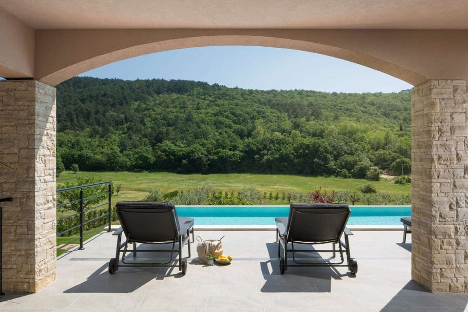 Holiday Home Swimming Pool