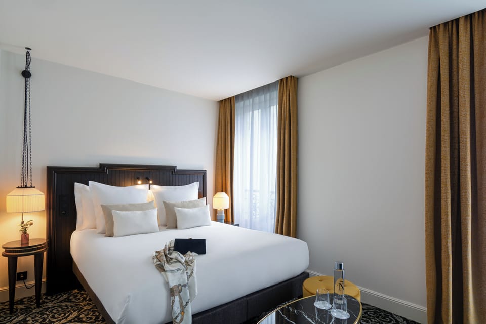 Deluxe Room | Desk, laptop workspace, soundproofing, free WiFi
