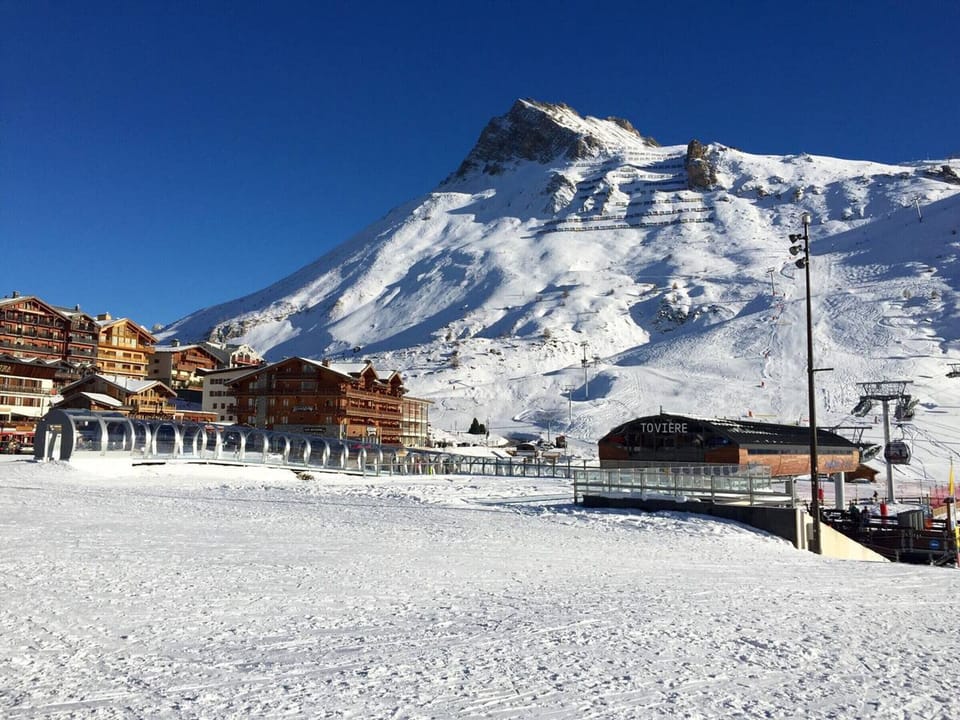 Snow and ski sports
