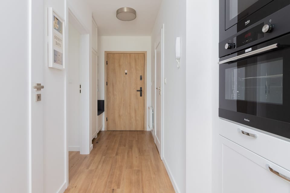 Cook and dine in style with the modern kitchenette and dining area.