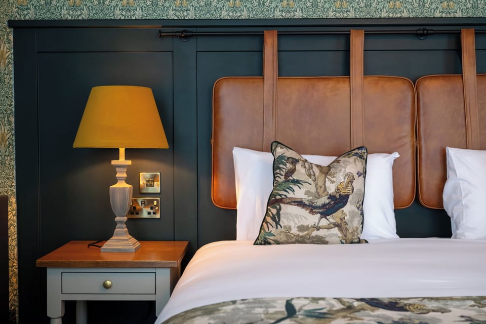 King Room | Desk, blackout drapes, free WiFi