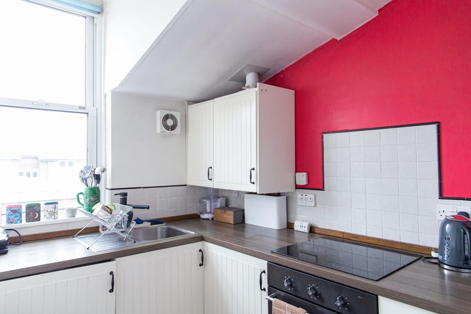 Apartment (1 Bedroom) | Private kitchen