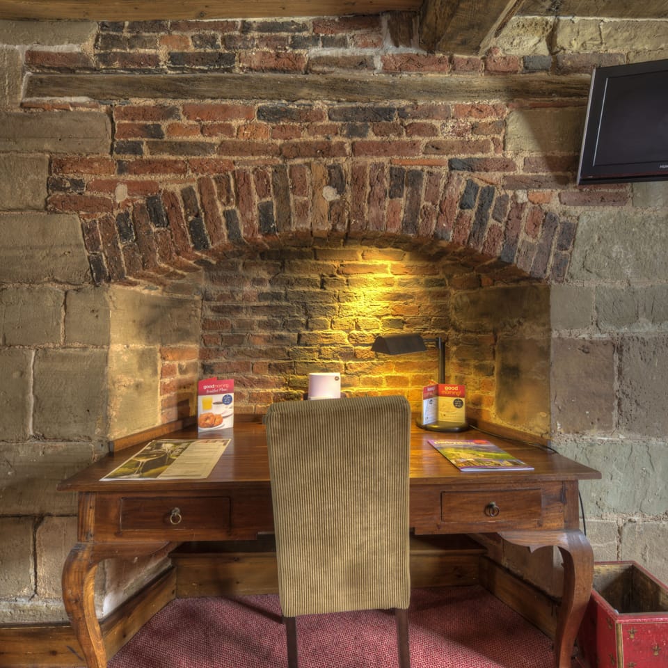 Desk, blackout drapes, free WiFi, bed sheets