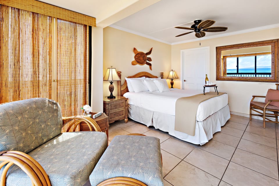 Second bedroom features a King size bed