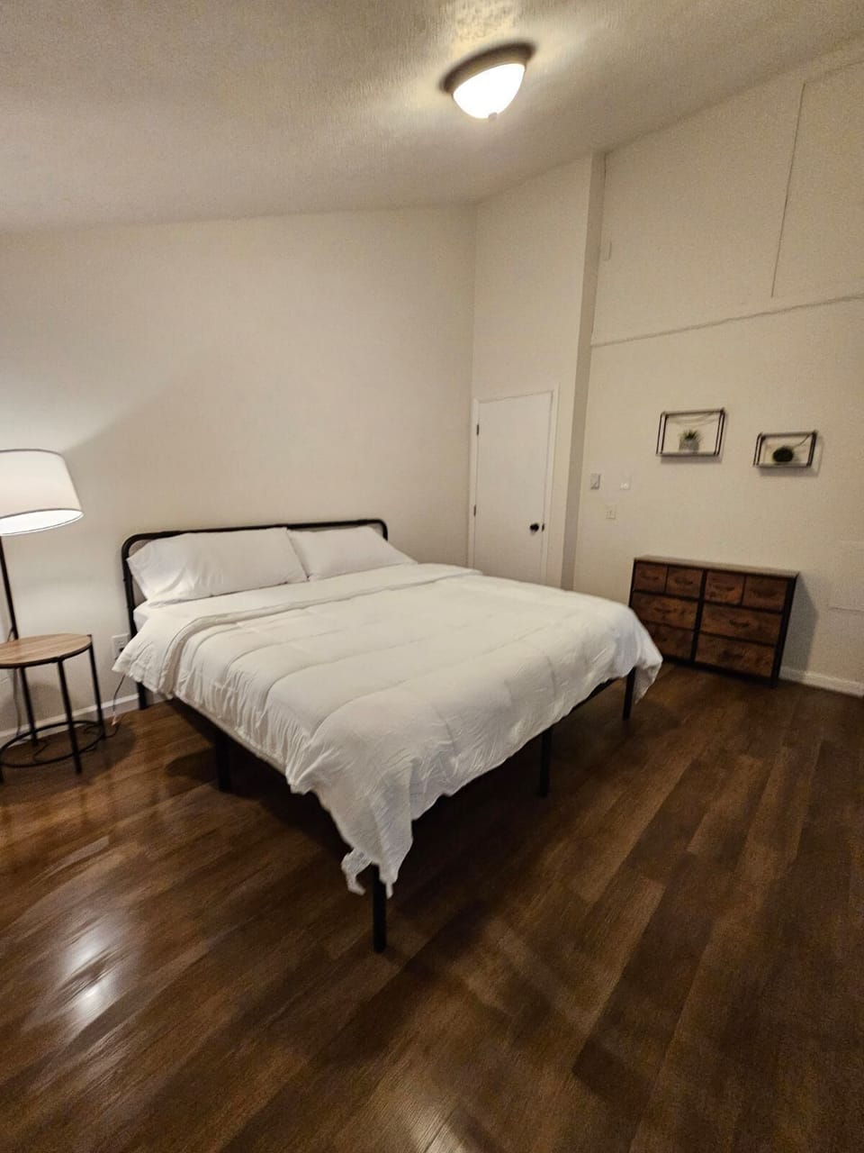 master bedroom w/ king size bed