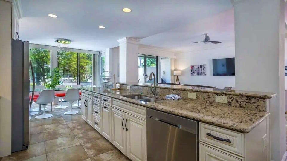 Chef's Delight - Our fully equipped kitchen offers modern amenities, including an oven, stove, microwave, air fryer, and coffee maker—everything you need for preparing delicious meals.