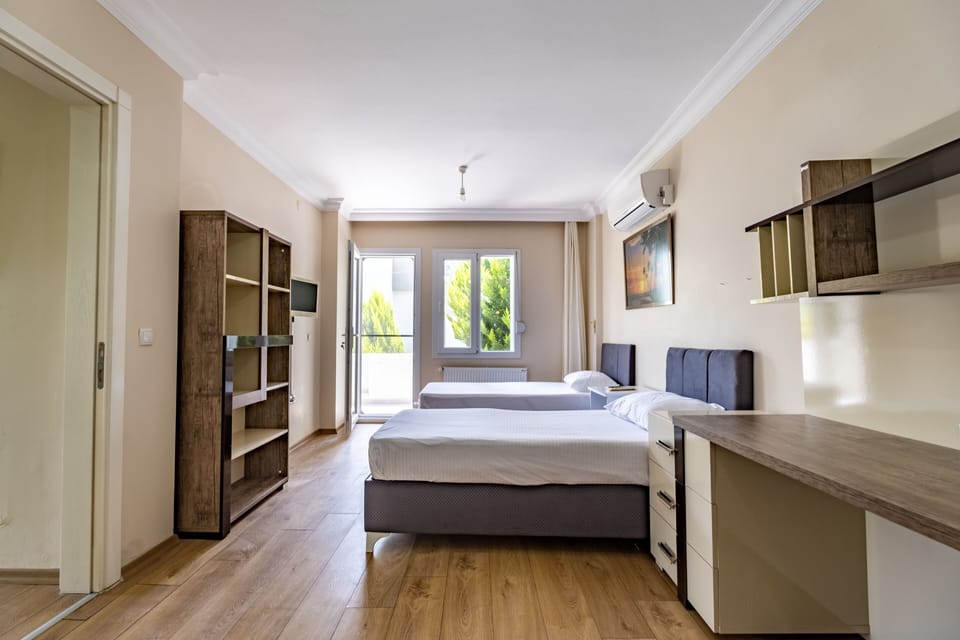 Basic Double Room | Bed sheets